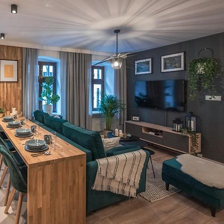 Spacious Apart ~ 150M Main Square ~ Self Check-In 24H Wrocław Exteriör bild
